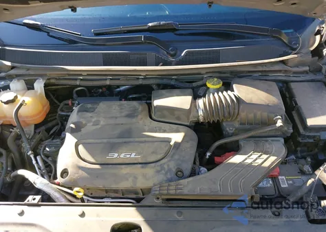 2018 Chrysler Pacifica Limited z USA, uszkodzony, nr VIN 2C4RC1GG0JR320854